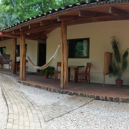 Indra Inn Playa Grande Buitenkant foto
