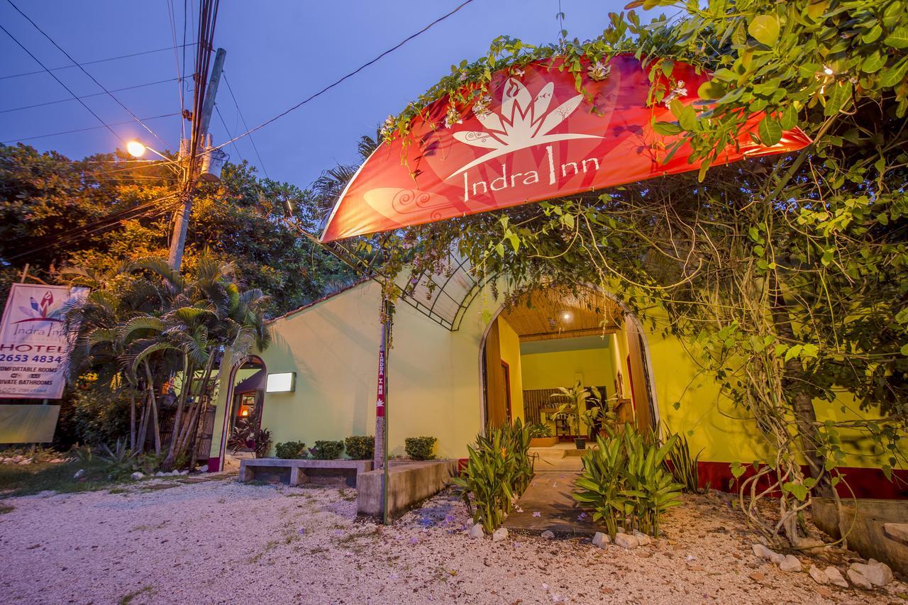 Indra Inn Playa Grande Buitenkant foto