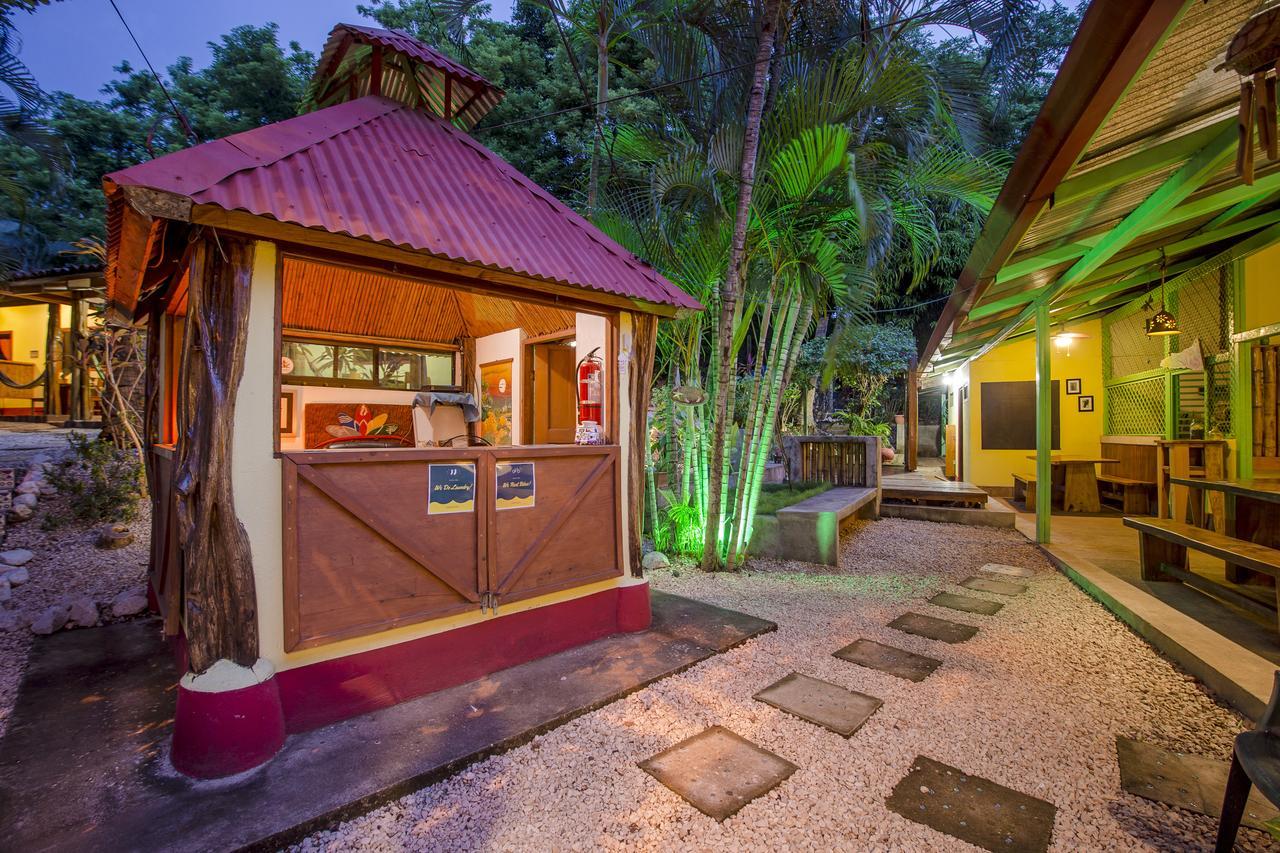 Indra Inn Playa Grande Buitenkant foto